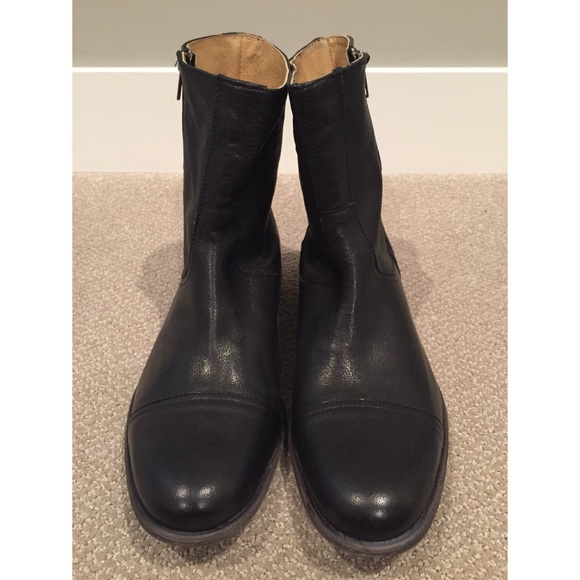 frye boots in black box